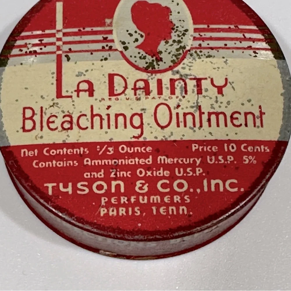 Vintage Antique 1930s? La Dainty Bleaching Ointment Tin Advertising Decor